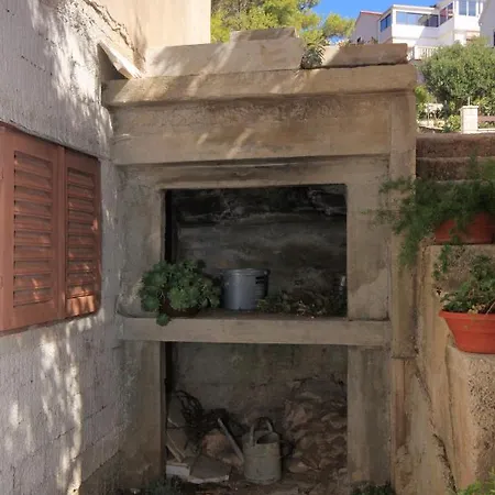 Apartments By The Sea Zavalatica, Korcula - 9274 Apartman *